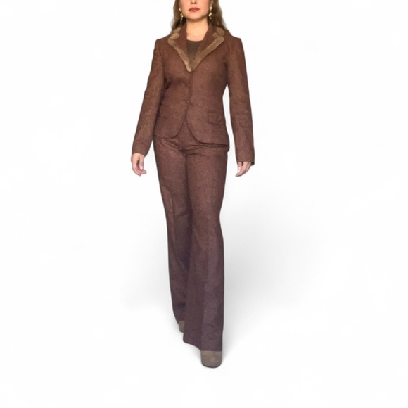 Wool-Blend Suit – Size Small - Picture 4 of 11